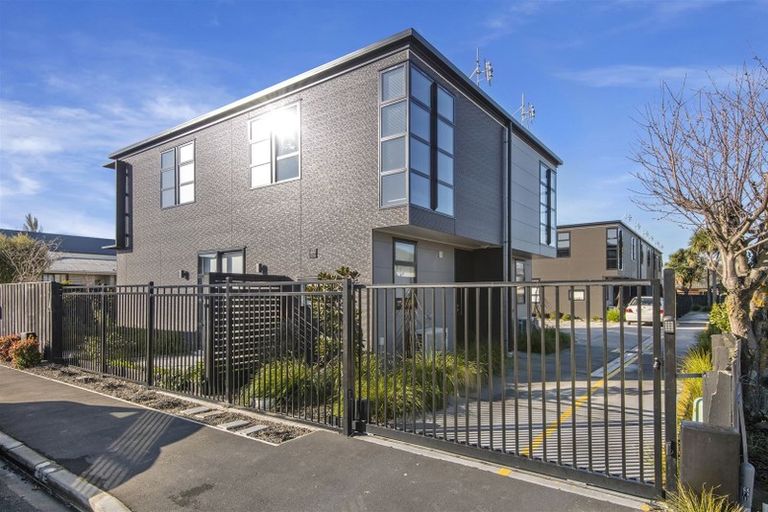 Photo of property in 1/68 Barbour Street, Waltham, Christchurch, 8011