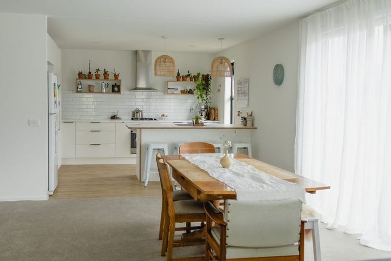 Photo of property in 17 Tuke Lane, Wanaka, 9305