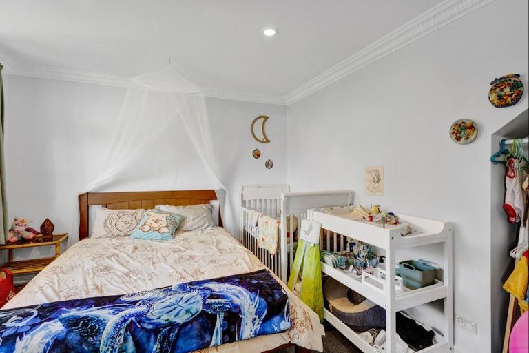 Photo of property in 22 Brown Street, Inglewood, 4330