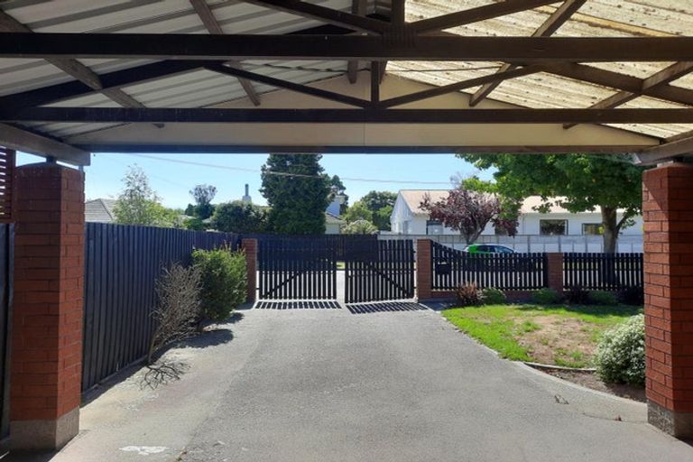 Photo of property in 3 Cranbrook Avenue, Burnside, Christchurch, 8053