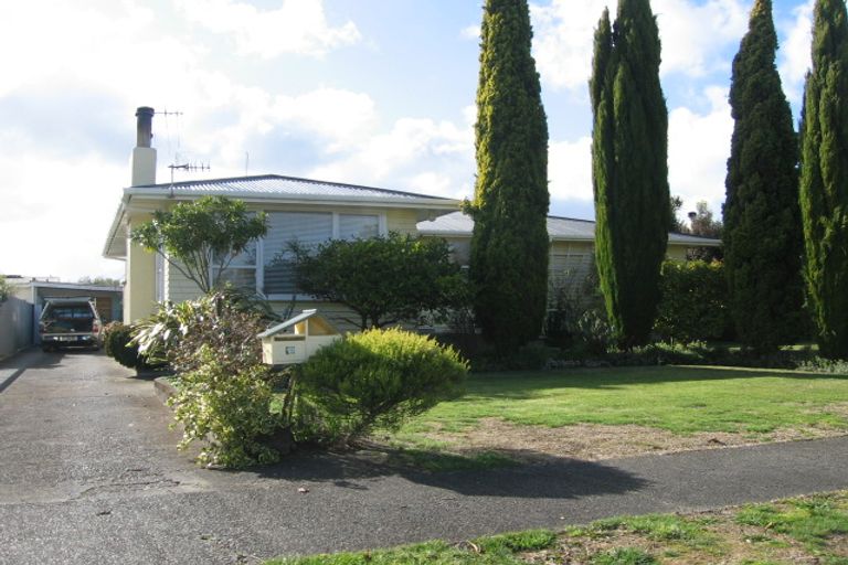 Photo of property in 12 Fairview Avenue, Feilding, 4702