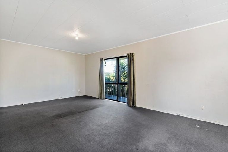 Photo of property in 183 Mahia Road, Wattle Downs, Auckland, 2103