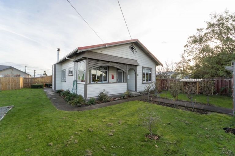 Photo of property in 46 Cologne Street, Martinborough, 5711