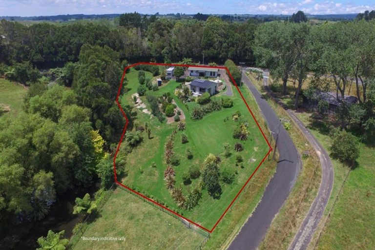 Photo of property in 590 Frankley Road, Hurworth, New Plymouth, 4371