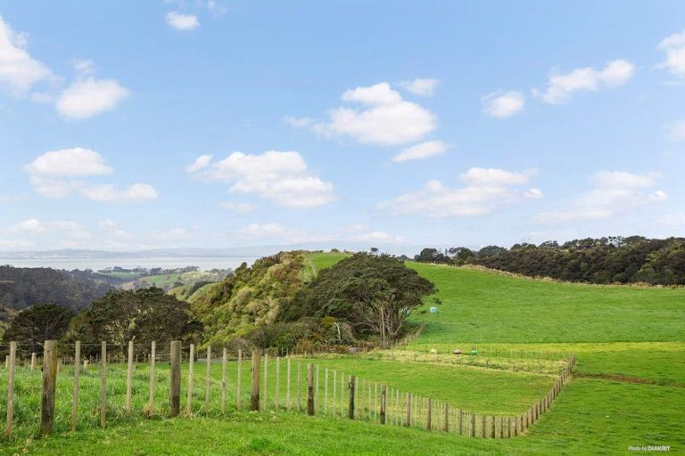 Photo of property in 172 Manukau Heads Road, Awhitu, 2684