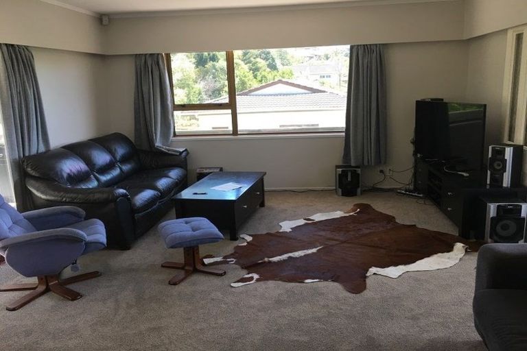 Photo of property in 56 Ravenwood Drive, Forrest Hill, Auckland, 0620