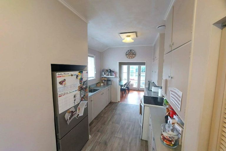 Photo of property in 11 Naenae Road, Naenae, Lower Hutt, 5011