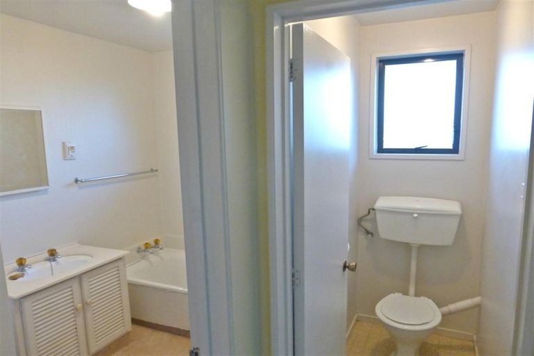 Photo of property in 6 Kinross Street, Hei Hei, Christchurch, 8042