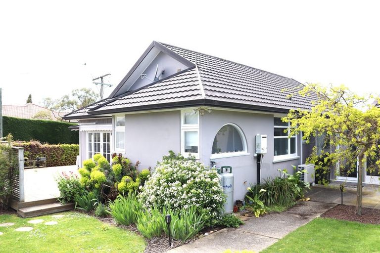 Photo of property in 2 Arthur Street, Holmes Hill, Oamaru, 9401
