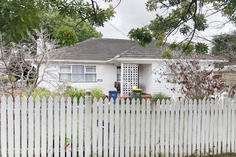 Photo of property in 26 Netherlands Avenue, Kelston, Auckland, 0602