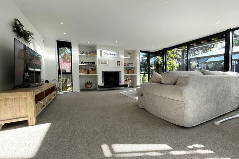 Photo of property in 14 Corriedale Place, Somerville, Auckland, 2014