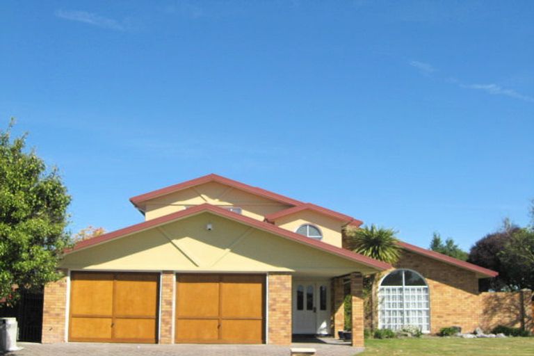 Photo of property in 17 Van Dieman Close, Templeton, Christchurch, 8042