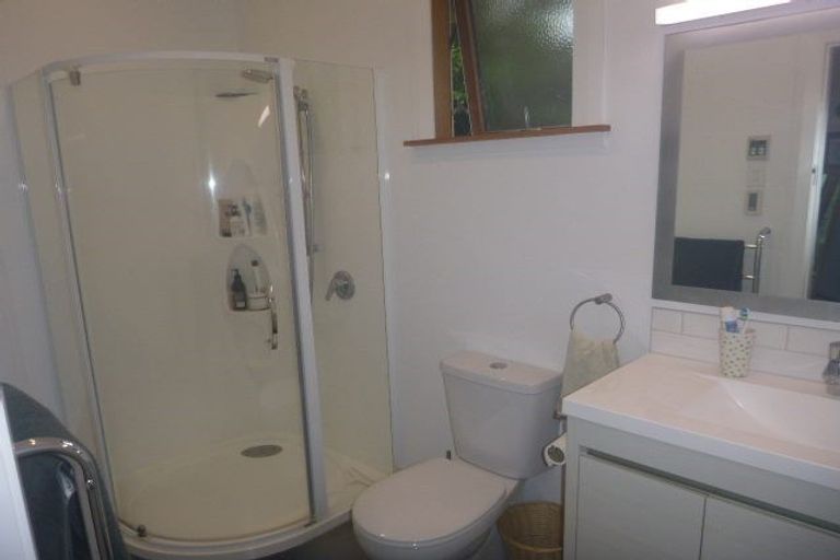 Photo of property in 32 Weka Street, Miramar, Wellington, 6022