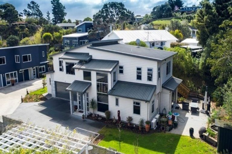 Photo of property in 20 Papaka Road, Ngunguru, Whangarei, 0173