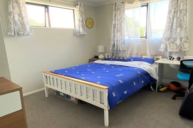 Photo of property in 7 Discovery Place, Marfell, New Plymouth, 4310