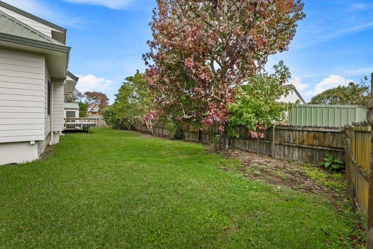 Photo of property in 7 Gala Place, Henderson, Auckland, 0612