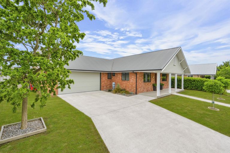 Photo of property in 87 Stirling Drive, Morrinsville, 3300