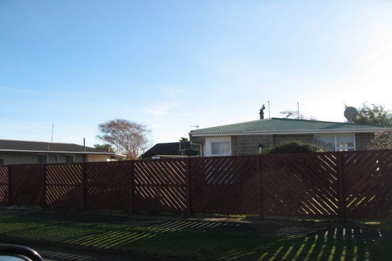 Photo of property in 7 Thurso Place, New Brighton, Christchurch, 8083