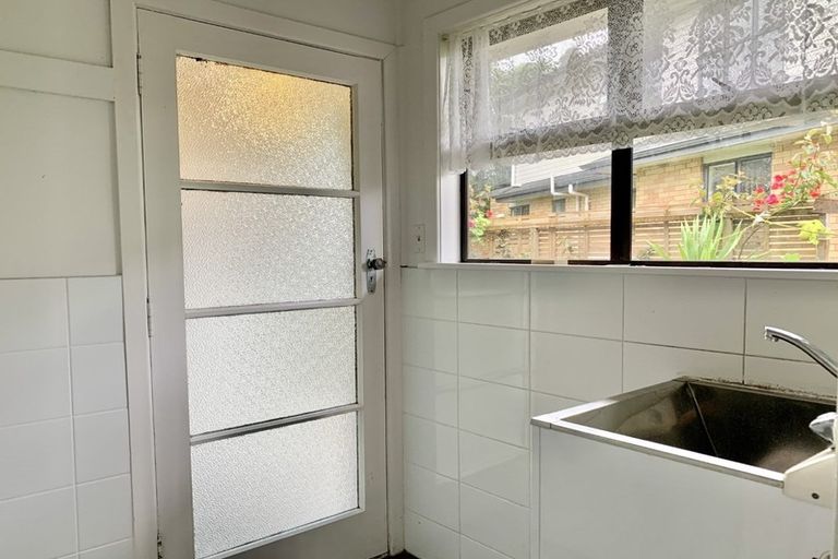 Photo of property in 11a Whitney Street, New Windsor, Auckland, 0600