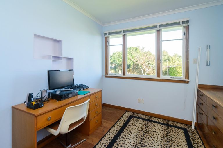 Photo of property in 20 Summerhays Street, Terrace End, Palmerston North, 4410