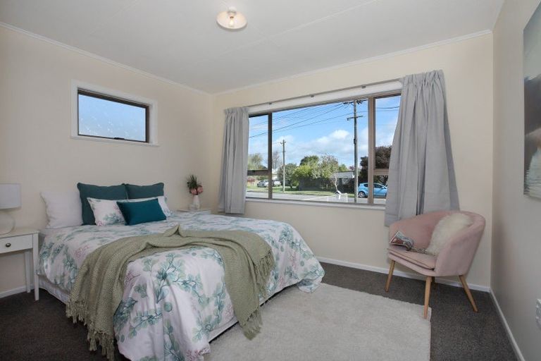Photo of property in 19 Churchill Avenue, Feilding, 4702