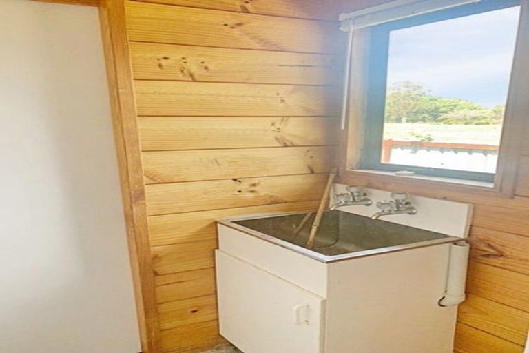 Photo of property in 13a Watson Street, Bulls, 4818