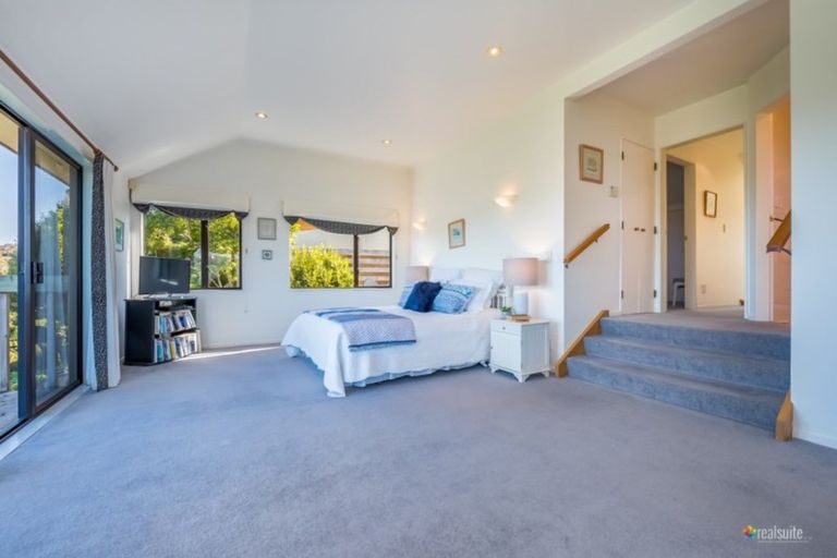 Photo of property in 6 Avonlea Grove, Belmont, Lower Hutt, 5010