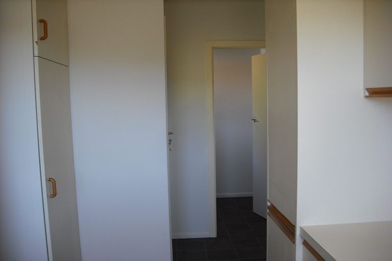 Photo of property in 19a Huntingdon Street, Northland, Wellington, 6012