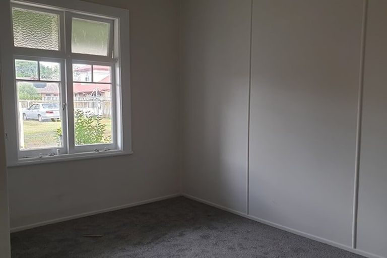 Photo of property in 91 Seddon Street, Pukekohe, 2120