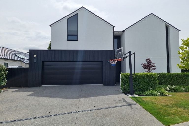 Photo of property in 31 Wallace Crescent, Prebbleton, 7604