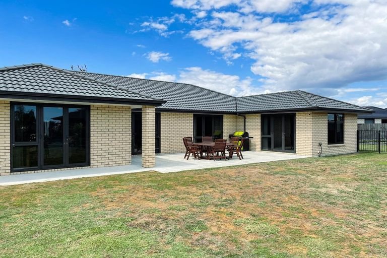 Photo of property in 14 Awanui Avenue, Te Kauwhata, 3710