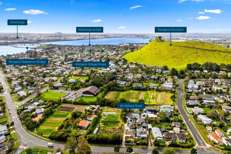 Photo of property in 65 Wallace Road, Mangere Bridge, Auckland, 2022