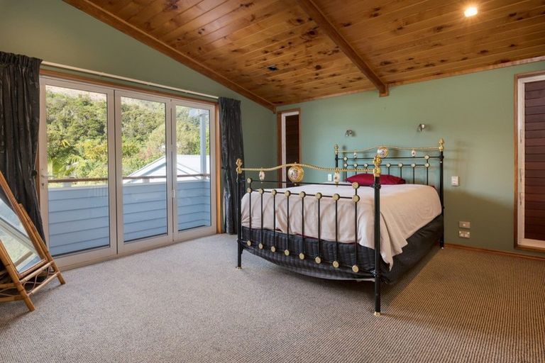 Photo of property in 27 The Parade, Okiwi Bay, French Pass, 7193