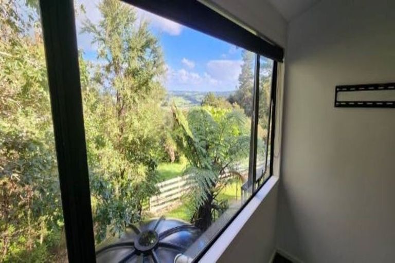 Photo of property in 174 Pinchgut Road, Kaukapakapa, 0873