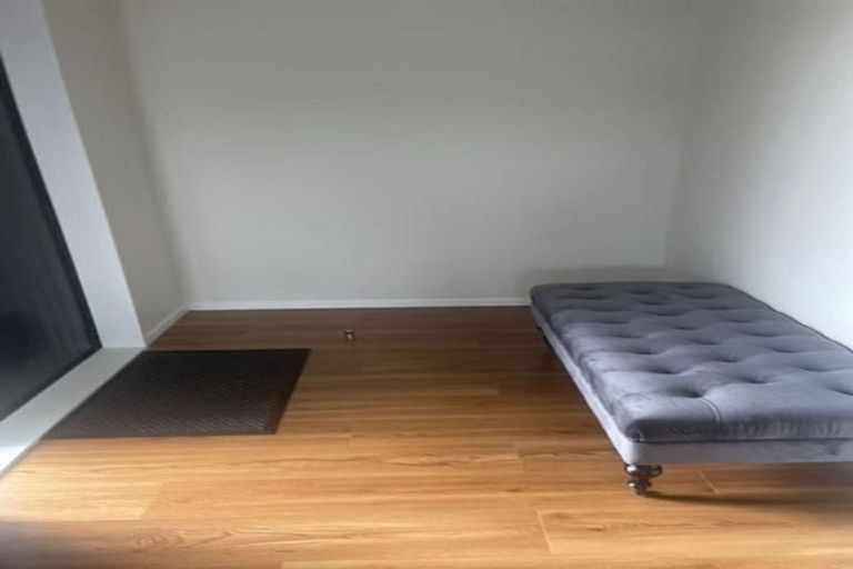 Photo of property in 7 Benjamin Place, Clevedon, 2582