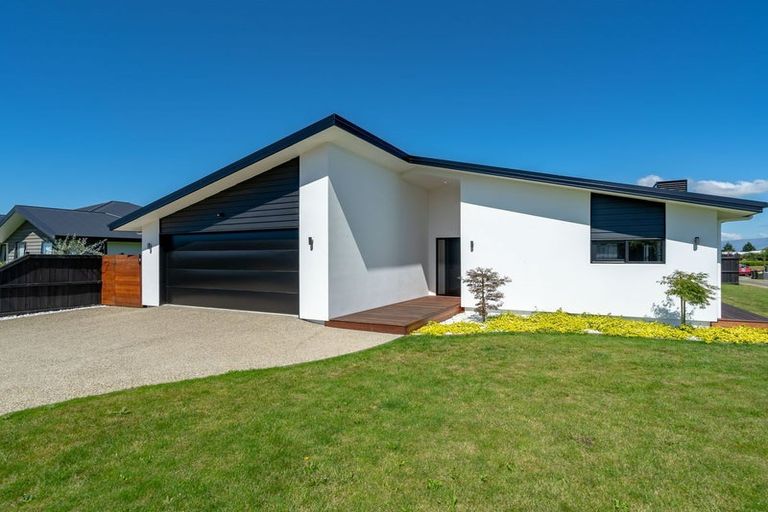 Photo of property in 25 Dundee Road, Mosgiel, 9024