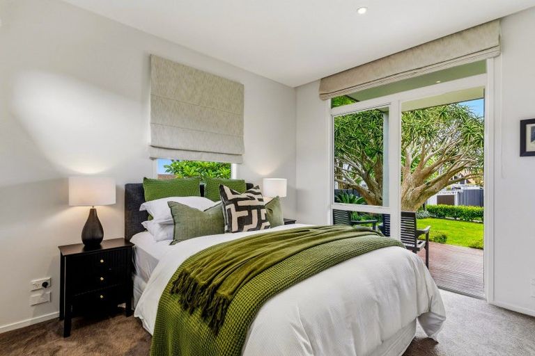 Photo of property in 6 Beresford Street, Bayswater, Auckland, 0622