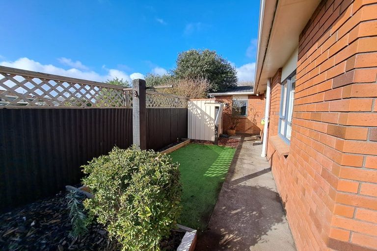 Photo of property in 15a Sanders Avenue, Westown, New Plymouth, 4310