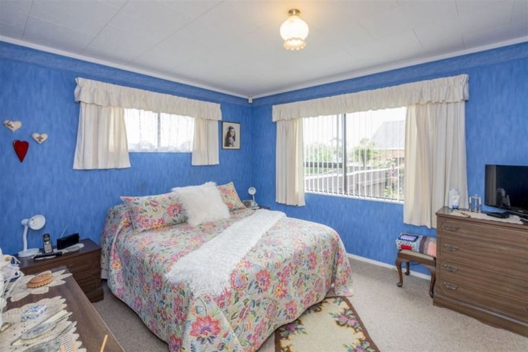 Photo of property in 87 Kennedy Drive, Levin, 5510