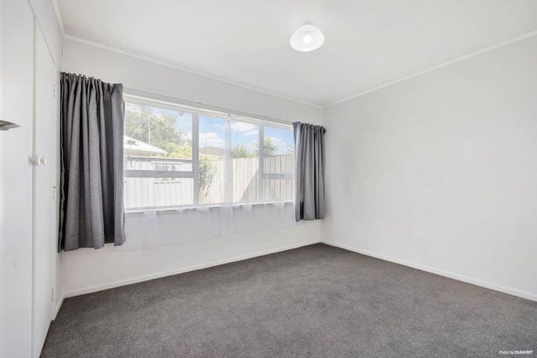 Photo of property in 1/9 Pratt Street, Papakura, 2110