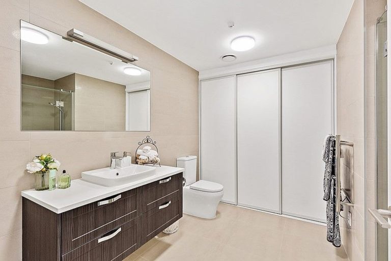 Photo of property in 164 Landmark Terrace, Orewa, 0931