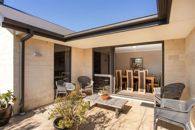 Photo of property in 51 Glen Oaks Drive, Northwood, Christchurch, 8051