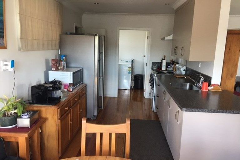 Photo of property in 705a Collinge Road, Mayfair, Hastings, 4122