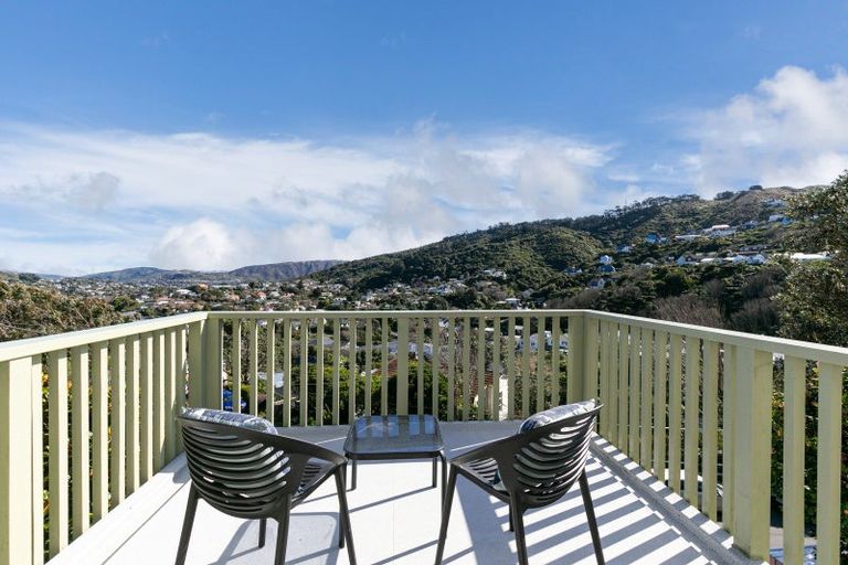 Photo of property in 25 Rangoon Street, Khandallah, Wellington, 6035