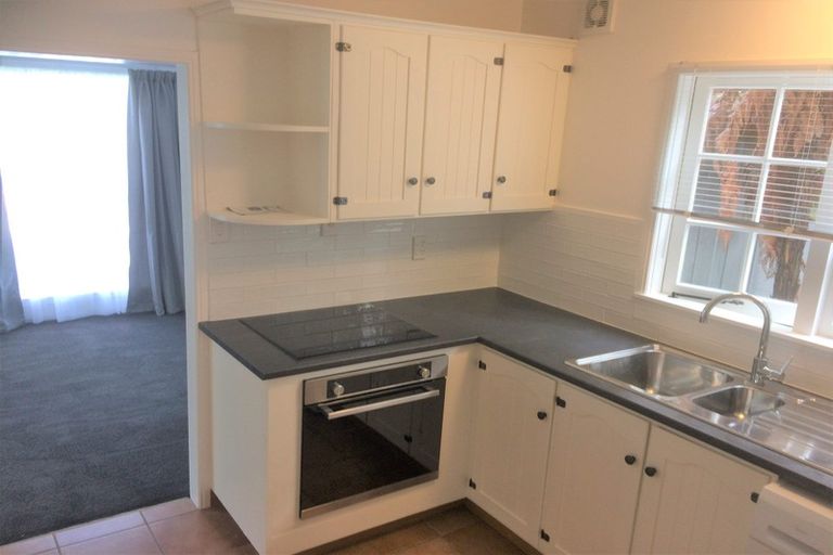 Photo of property in 14 Alton Terrace, Pakuranga Heights, Auckland, 2010