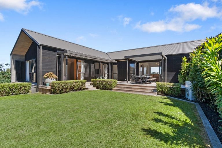 Photo of property in 28 Capriole Crescent, Kingseat, Papakura, 2580