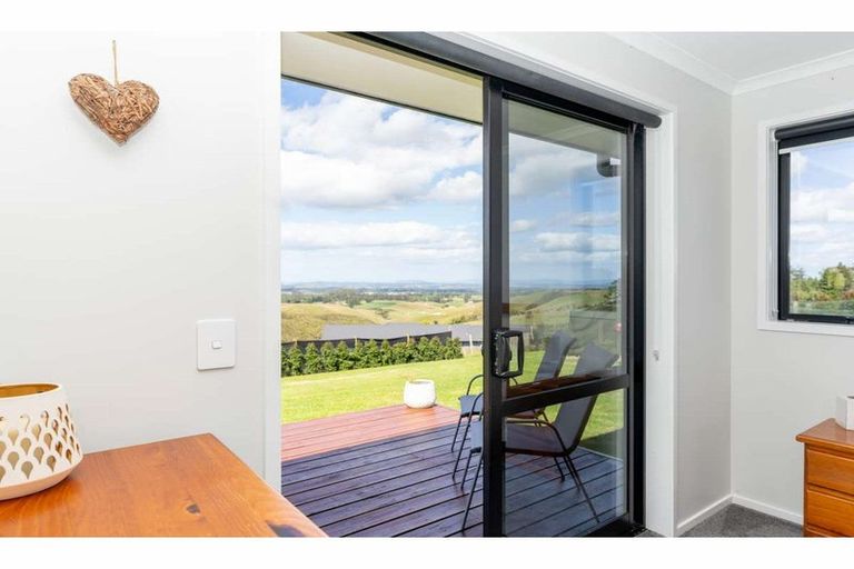 Photo of property in 870 Pungaere Road, Waipapa, 0295