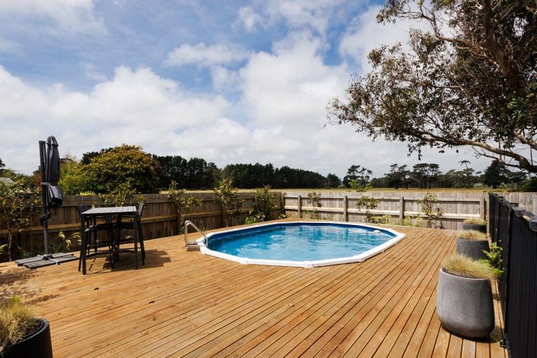 Photo of property in 38 Russell Street, Foxton, 4814