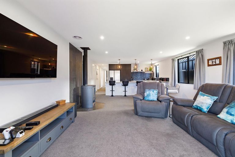 Photo of property in 5 Dunn Street, Lake Hawea, 9382