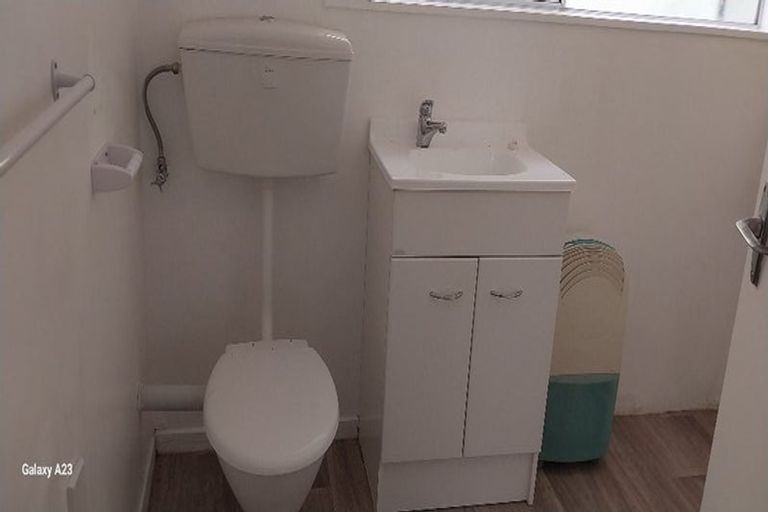 Photo of property in 5a Magnolia Grove, Maungaraki, Lower Hutt, 5010